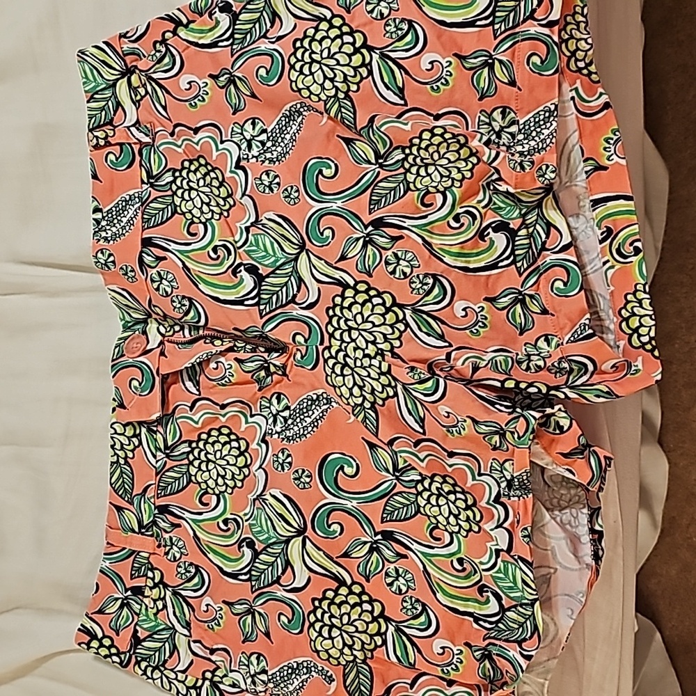 Printed crown and ivy shorts size 16